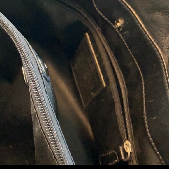 Beautiful Coach Handbag - Picture 4 of 7